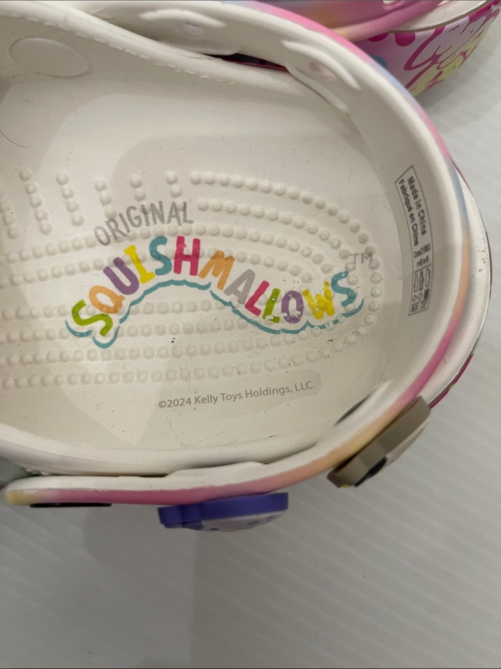 UNISEX CLOGS CROCS SQUISHMALLOWS MENS SIZE6 WOMENS SIZE 8 - Picture 4 of 12